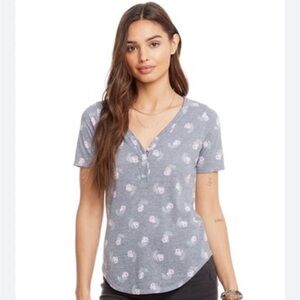 Chaser Gray Floral Short Sleeve Tee